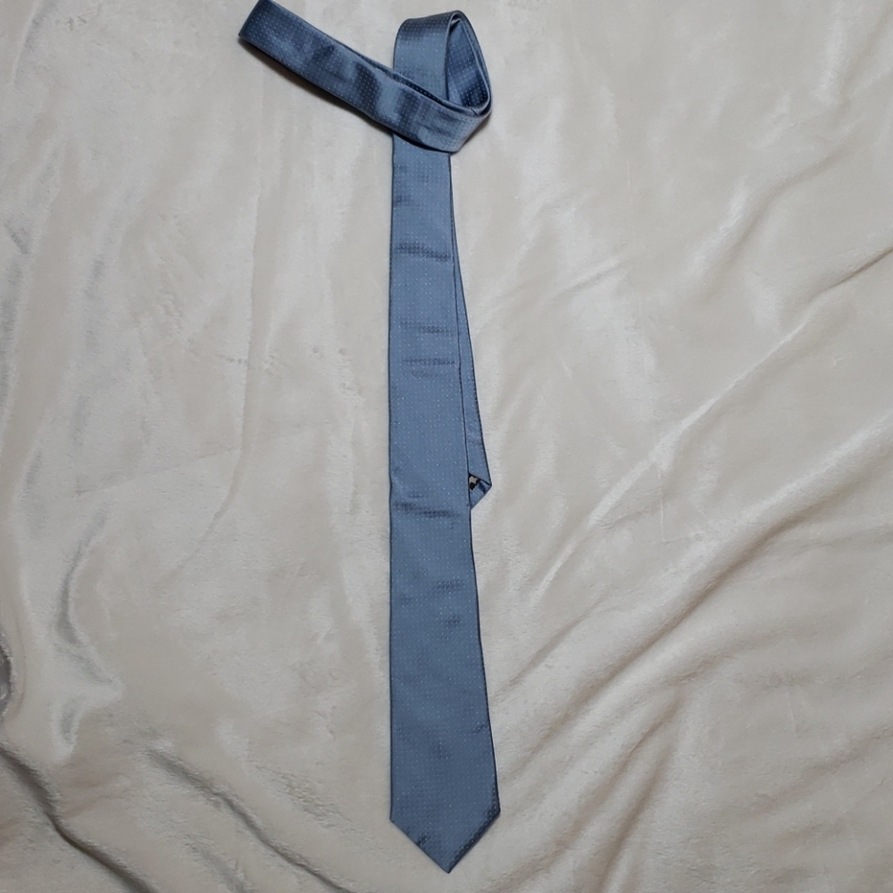 Paul Smith - skinny tie 100% silk wMicrodot detail
